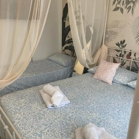 Casa Luce B&B 밀라초